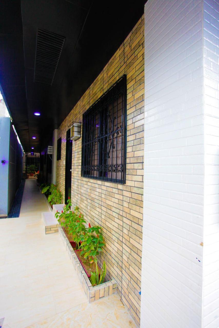 HalfWay House Hostel Mactan Cebu Airport Isla de Mactán Exterior foto